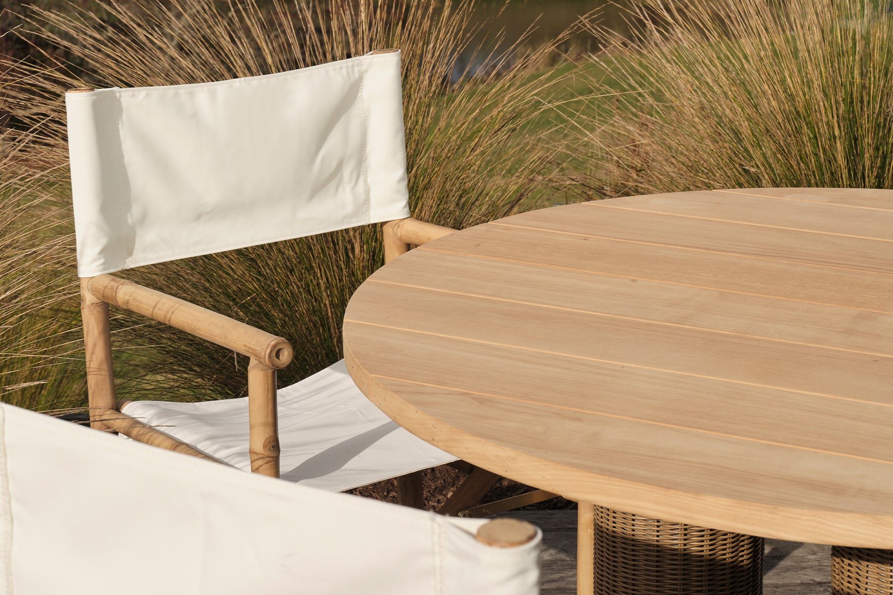 Outdoor Banga Round Dining Table