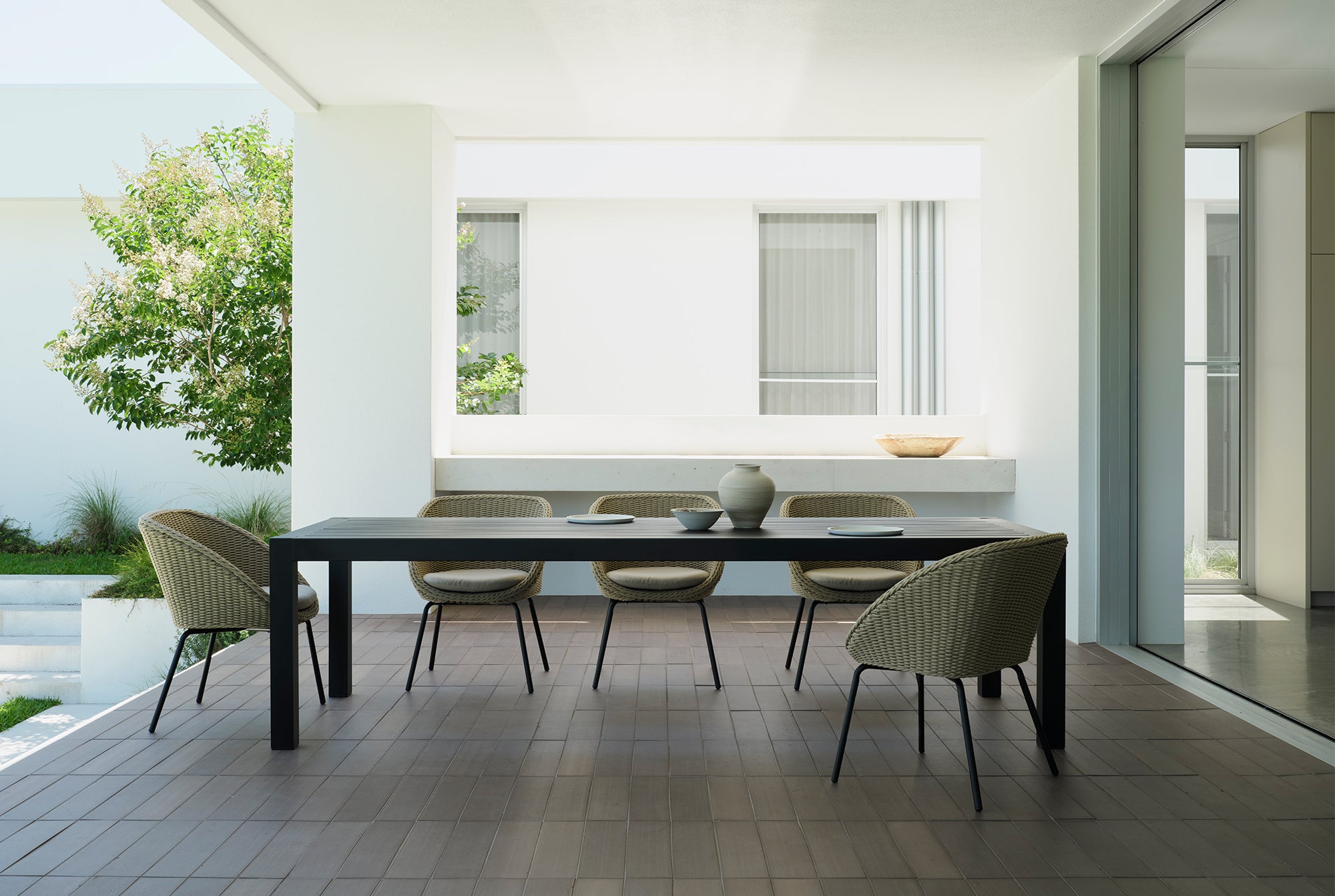 Outdoor Delphi Dining Table