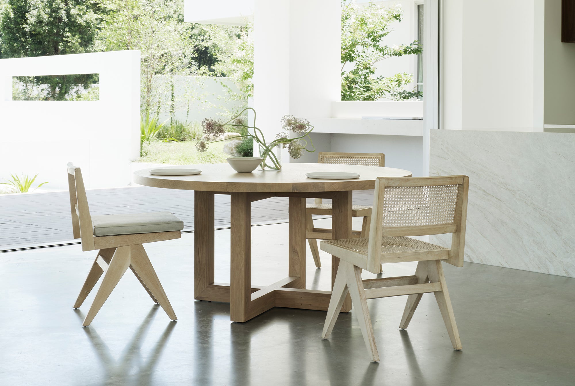 Solid Oak Global Round Dining Table