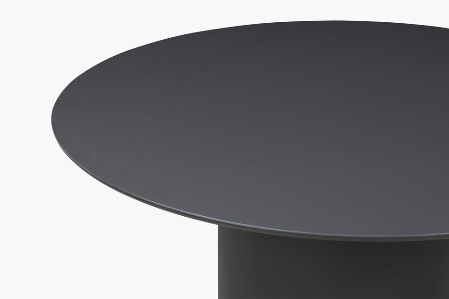 Centro Round Dining Table